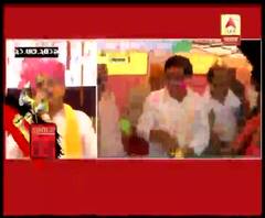 টোয়েন্টি-টোয়েন্টি: দোলের দিনে সব্যসাচী দত্তর মুখে গেরুয়া আবীর, গলায় ‘ভারতমাতা কী জয়’-এর স্লোগান, ফের তুঙ্গে দলবদলের জল্পনা
