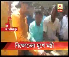 সেতুর কাজ সম্পূর্ণ হওয়ার দশ বছর পরও তৈরি হয়নি সংযোগকারী রাস্তা, পশ্চিম মেদিনীপুরে বিক্ষোভের মুখে মন্ত্রী