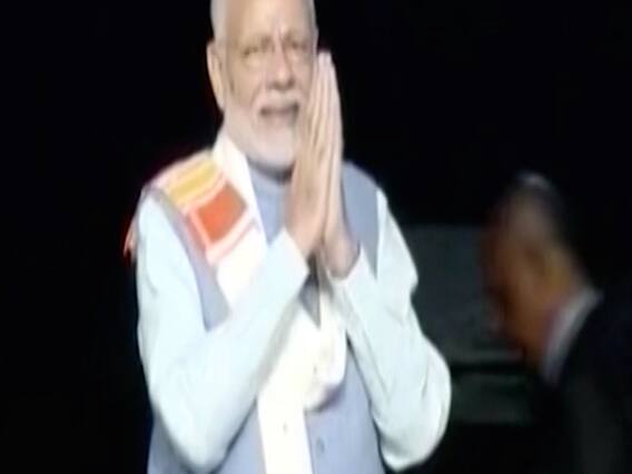 PM Modi takes swipe at Rahul Gandhi for his 'chowkidar chor hai' barb