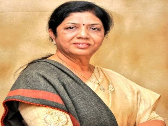 વડોદરાઃ સાસંદ રંજનબેન ભટ્ટે ભગવાન સત્યનારાયણના આશીર્વાદ લઈ કરી ચૂંટણી પ્રચારની શરૂઆત, જુઓ વીડિયો