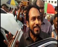 বীণাপানি দেবীর শ্রদ্ধানুষ্ঠানে মতুয়া ভক্তদের ক্ষোভের মুখে ঠাকুরবাড়ি ছাড়লেন দুলাল বর