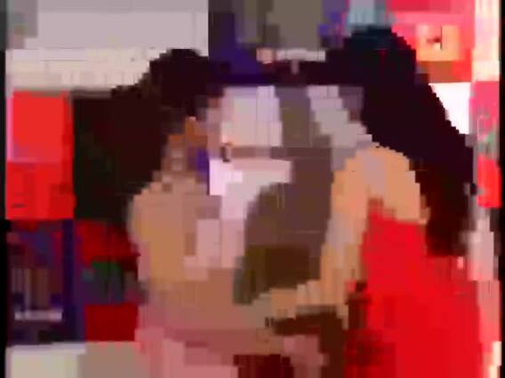 Zee Cine Awards: मलाइका-दीपिका से लेकर सनी लियोनी, रेड कार्पेट पर अभिनेत्रियों ने लगाया ग्लैमर का तड़का