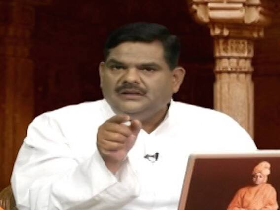 Aaj Ka Rashifal: 04 मार्च 2019 राशिफल: जानें सोमवार का दिन कैसा रहेगा दैनिक राशिफल में गुरुजी से 