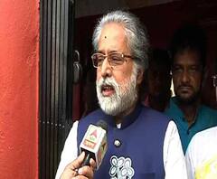হেদুয়ায় প্রচারে কলকাতা উত্তর কেন্দ্রের তৃণমূল প্রার্থী সুদীপ বন্দ্যোপাধ্যায়