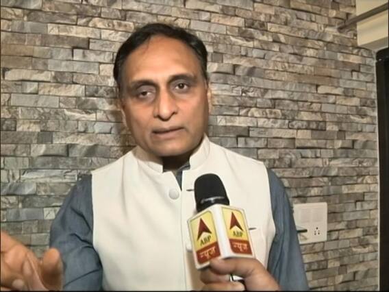 Priyanka Gandhi's political understanding is weak: Rakesh Sinha