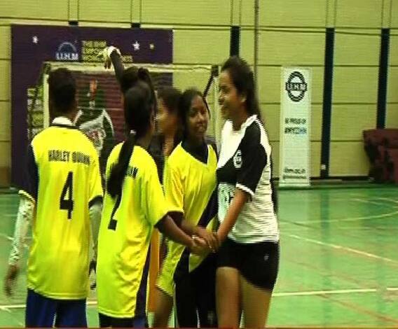 চাকরি থেকে ক্রীড়া, মহিলাদের অংশগ্রহণ পুরুষদের থেকে অনেকটাই কম, এই নিয়ে সচেতনতা বাড়াতে আইআইএইচএমের উদ্যোগে মহিলাদের ফুটবল প্রতিযোগিতা হল কলকাতায়