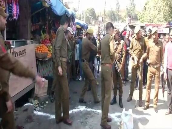 J&K : બસ સ્ટેન્ડ પર બોમ્બ બ્લાસ્ટ થતાં છ લોકો ઘાયલ, જુઓ વીડિયો