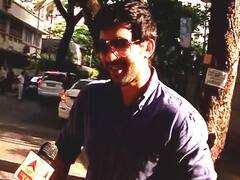 सन्नी देओल के बेटे करण देओल ने डाला वोट, पिता के चुनाव लड़ने को लेकर कही ये बात