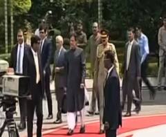 বিজেপি ক্ষমতায় এলে কাশ্মীর জট খুলবে, মত পাক প্রধানমন্ত্রী ইমরান খানের 