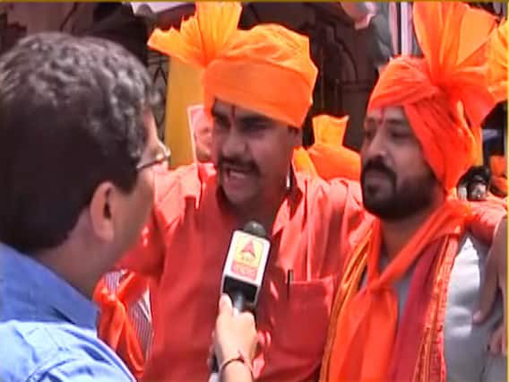 साध्वी प्रज्ञा के नामांकन में भगवामय हुआ भोपाल, रोड शो कर करेंगी शक्ति प्रदर्शन