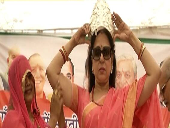 Dream girl Hema Malini's 'Mission Mathura', watch her unique way of campaigning 