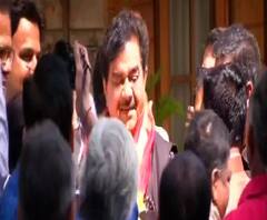 আজই শত্রুঘ্ন সিন্হার আনুষ্ঠানিকভাবে কংগ্রেসে যোগ দেওয়ার সম্ভাবনা