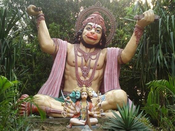 અમદાવાદઃ કેમ્પના હનુમાન દાદાની નીકળી ભવ્ય નગરયાત્રા, જુઓ વીડિયો