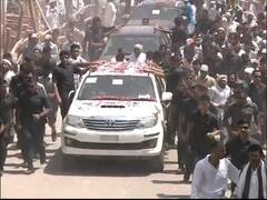 Rahul Gandhi reaches District Collector office to file nomination