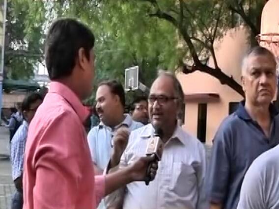 Aligarh resident focuses on promises made by parties