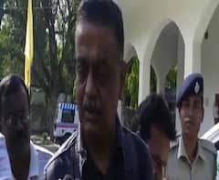 রায়গঞ্জ থেকে মালদা গেলেন বিশেষ পুলিশ পর্যবেক্ষক বিবেক দুবে, সেখানে রাজনৈতিক দল ও পুলিশ প্রশাসনের সঙ্গে বৈঠক করবেন তিনি