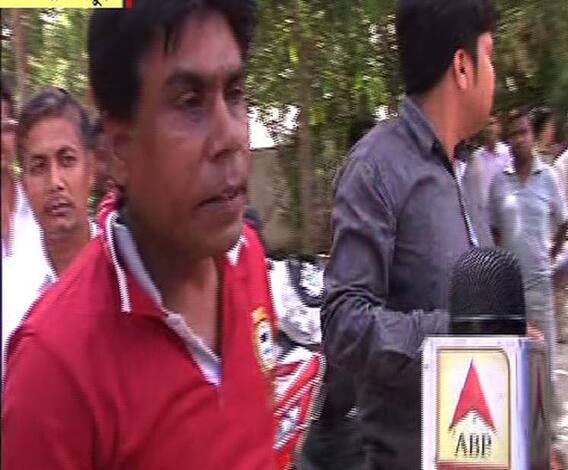 দেখুন: শীতলকুচির খবর দেখানোর পর আক্রান্ত এবিপি আনন্দের প্রতিনিধি