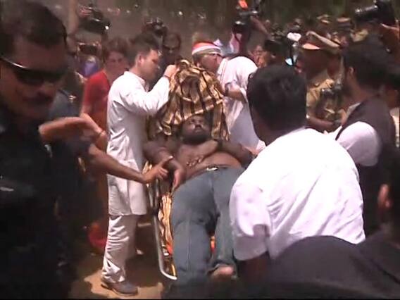 Wayanad: Three journalists injured during Rahul's roadshow