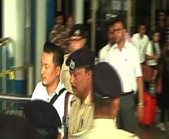 আসছেন না গুরুঙ্গ, বাগডোগরা বিমানবন্দর থেকে গুরুঙ্গ ঘনিষ্ট ২ নেতা আটক