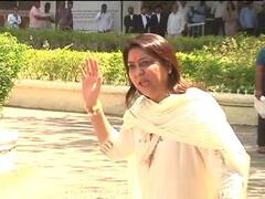Priya Dutt thanked people, wished for their blessings