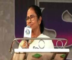 সেনা নিয়ে কোনও কথা বলা হবে নির্বাচন কমিশন জানিয়েছিল, প্রধানমন্ত্রী কী করে বলেন? মোদিকে পাল্টা আক্রমণ মমতার