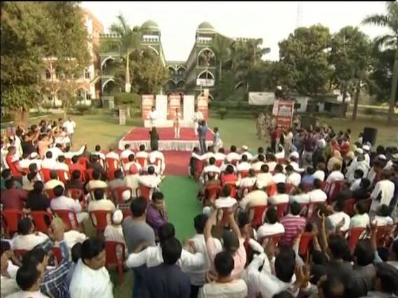 Know what Amroha thinks about Modi governance | Seedha Sawal