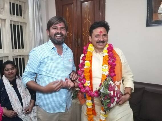 ખેડામાં ઉમેદવારી ભરતાં પહેલા દેવુસિંહની ભવ્ય રેલી, રૂપાલાએ શું કહ્યું? જુઓ વીડિયો