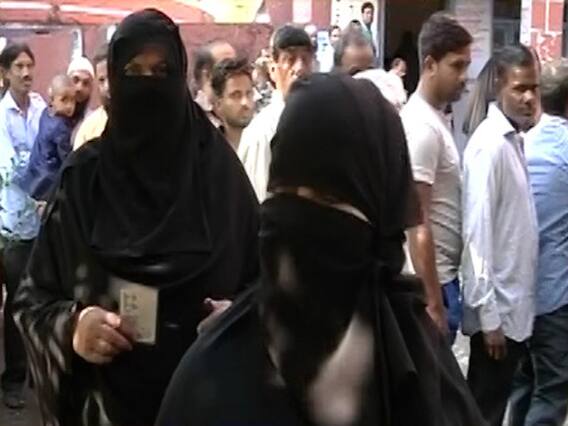 Amroha: Muslim women focus on voting for 'Kaam'