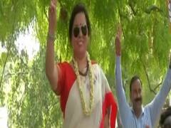 New Delhi: Meenakshi Lekhi holds roadshow before filing nomination