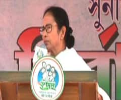 ‘আচমকা নোট বাতিল করা হয়েছে, মেয়েদের লক্ষ্মীর ভাঁড়ার খালি করেছে, নোটবন্দিতে সাধারণ মানুষ চরম দুর্ভোগে পড়েছে,’ দাবি মমতার