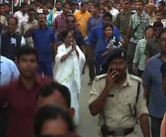 মালদার ইংরেজবাজারে মমতা বন্দ্যোপাধ্যায়ের পদযাত্রা ঘিরে বিতর্ক
