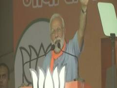 PM Modi attacks Akhilesh, mentions 'videshi tiles, totiyon waala toilet'