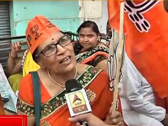 Watch: People support PM Modi's mask in Varanasi ahead of his mega roadshow