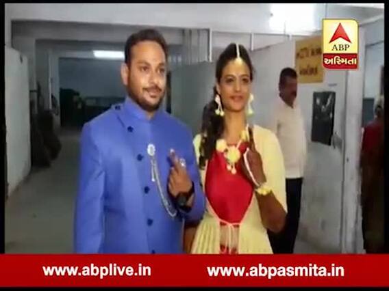 આણંદમાં નવદંપતીએ કર્યું મતદાન, જુઓ વીડિયો