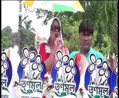  নিউটাউনের যাত্রাগাছি এলাকায় হুড খোলা গাড়িতে চড়ে প্রচার তৃণমূল প্রার্থী কাকলি ঘোষ দস্তিদারের