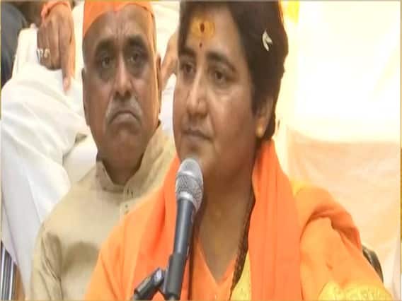 Sadhvi breaks down at BJP meet; recalls 