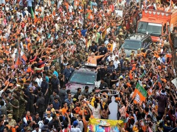 Thousands gather for PM Modi in Varanasi, hint of huge win?