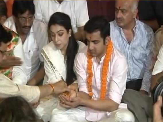 Lok Sabha Elections 2019: Gautam Gambhir offers prayers