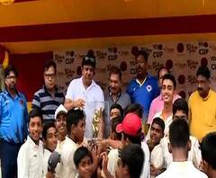 কলকাতার বিবেকানন্দ পার্কে শেষ হল এ বছরের ইয়ো কাপ ক্রিকেট টুর্নামেন্ট, ফাইনাল ম্যাচে গ্যালারিতে তারকার মেলা