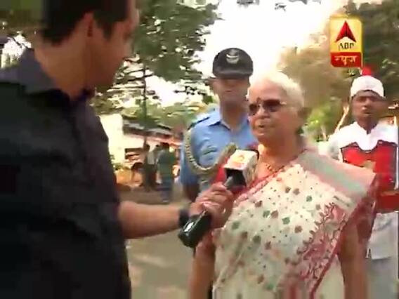 गोवा की राज्यपाल मृदुला सिन्हा ने 200 मीटर पैदल चलकर डाला वोट, साथ ही की ये अपील