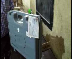 মালদার হরিশ্চন্দ্রপুরে ইভিএম ভাঙচুর