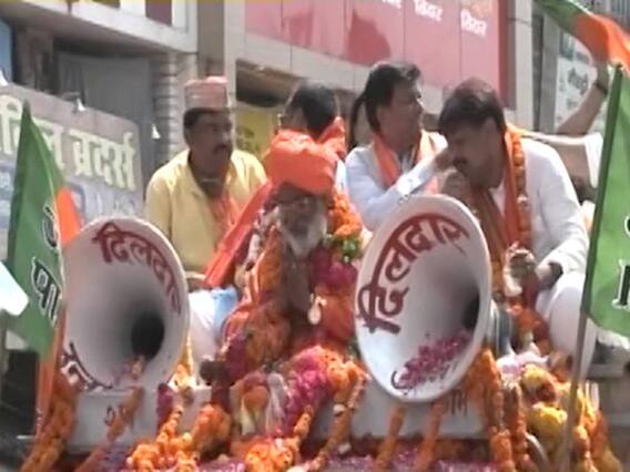 BJP MP Sakshi Maharaj holds roadshow in Unnao