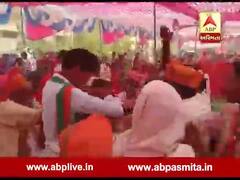 યુપીઃ ભાજપની સભામાં સમોસા લેવા લોકોએ કેવી કરી પડાપડી? જુઓ વીડિયો