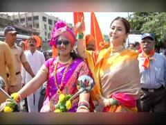 गुड़ी पड़वा के मौके पर उर्मिला मांतोडकर का चुनाव प्रचार का दिखा अनोखा अंदाज