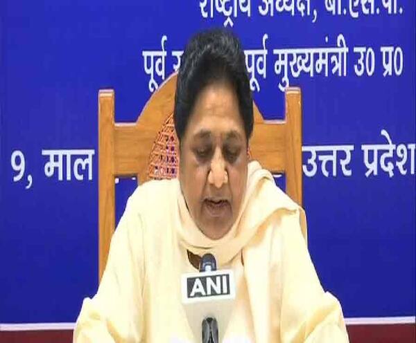 lok sabha election 2019- Kaar Dokhole Delhi-BSP chief Mayawati says RSS deserting Modi government প্রতিশ্রুতি পূরণে ব্যর্থ, তাই  আরএসএস-ও সঙ্গ ছেড়েছে মোদির, মোদিকে কটাক্ষ মায়াবতীর