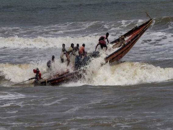 Ghanti Bajao Full: Horrific visuals as Cyclone Fani hits West Bengal, Odisha