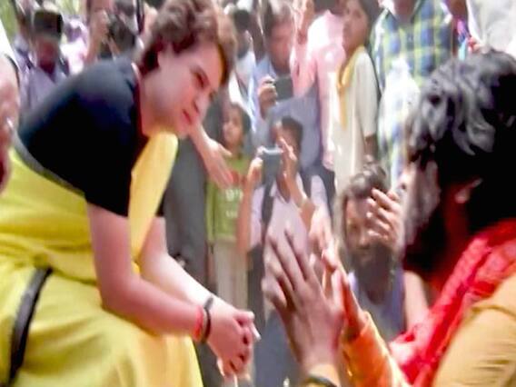 When Priyanka played with snake in Raebareli