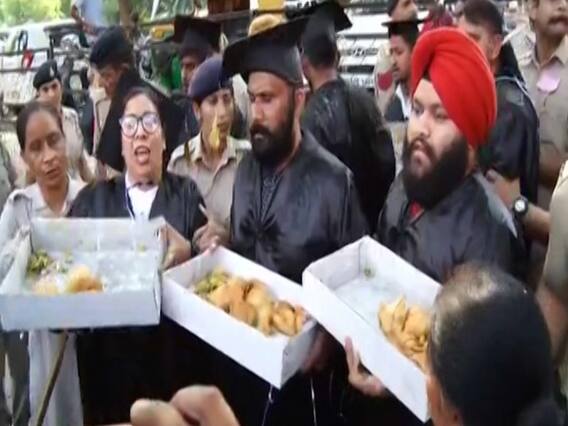 Students in graduation robes detained for selling pakodas ahead of PM Modi's Chandigarh rally