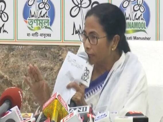 'Modi Ko Desh Se Nikal Do'; Mamata says PM insulted me | Master Stroke