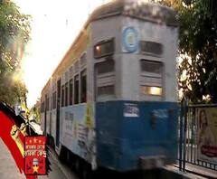 তারকার চোখে তারকা কেন্দ্র: উত্তর থেকে দক্ষিণ কলকাতার হাল হকিকত খতিয়ে দেখলেন ঋদ্ধি-অমৃতা